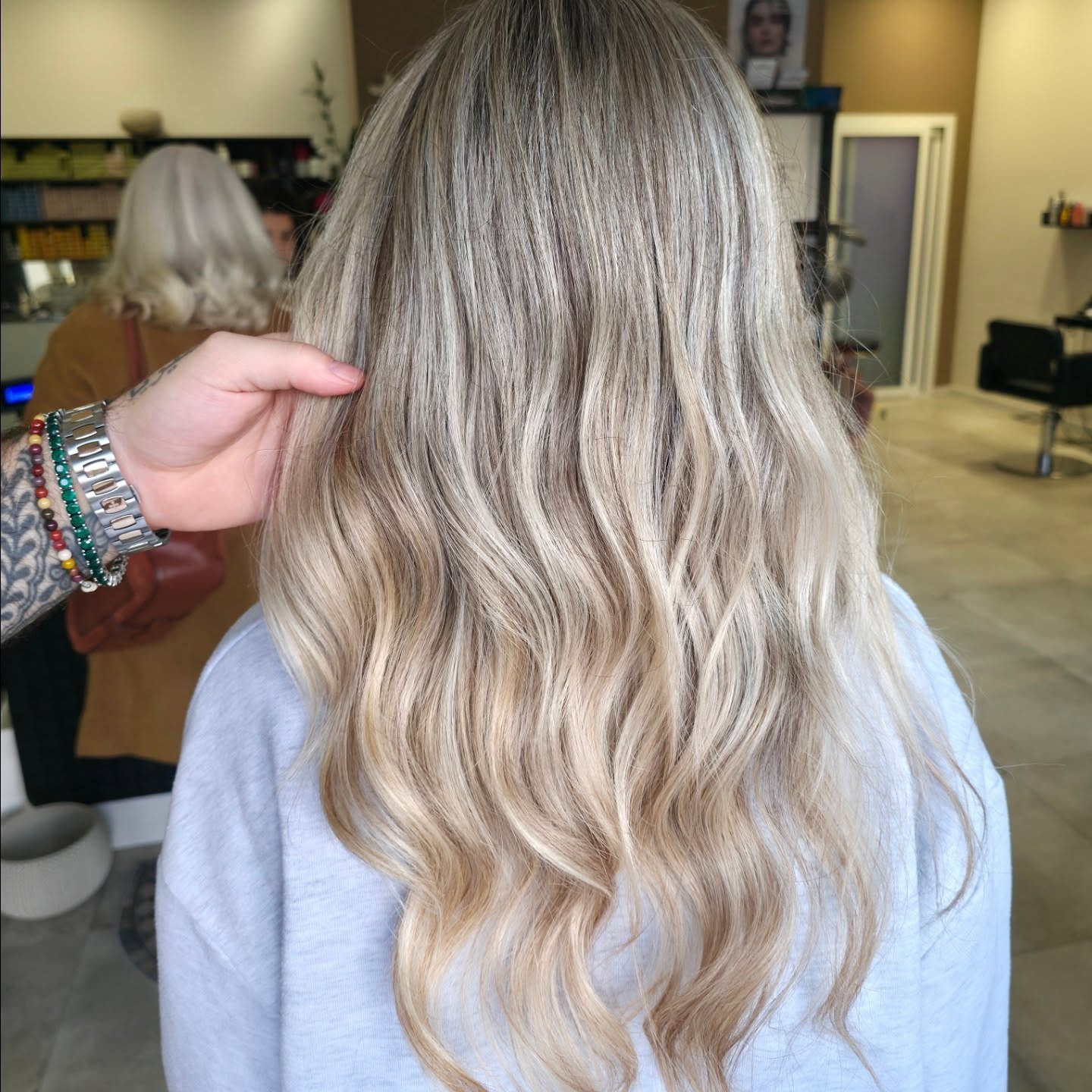 Biondo perla realizzato da Mood Hair a Trapani